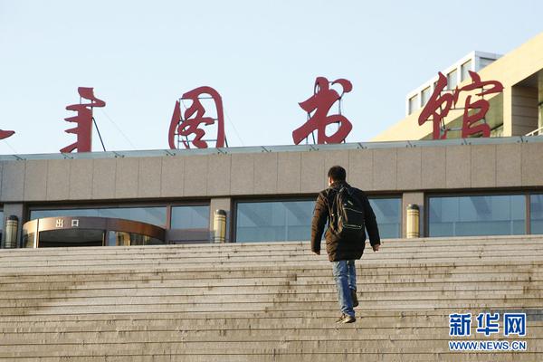 埃貝爾談紐卡簽沃爾特馬德：不知道這是戰(zhàn)略轉(zhuǎn)會，還是孤注一擲