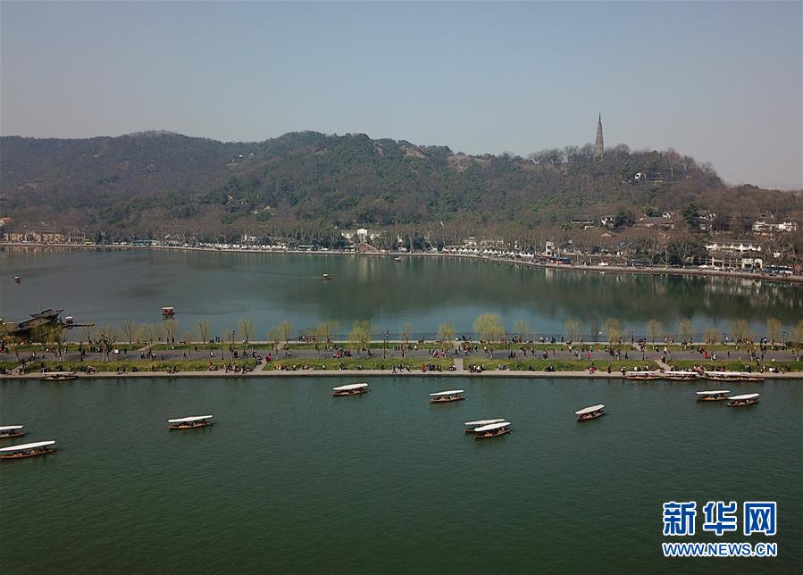 TA：曼聯(lián)擁有的是利潤(rùn)分成 安東尼希望兩隊(duì)彌補(bǔ)他400萬(wàn)歐年薪差額